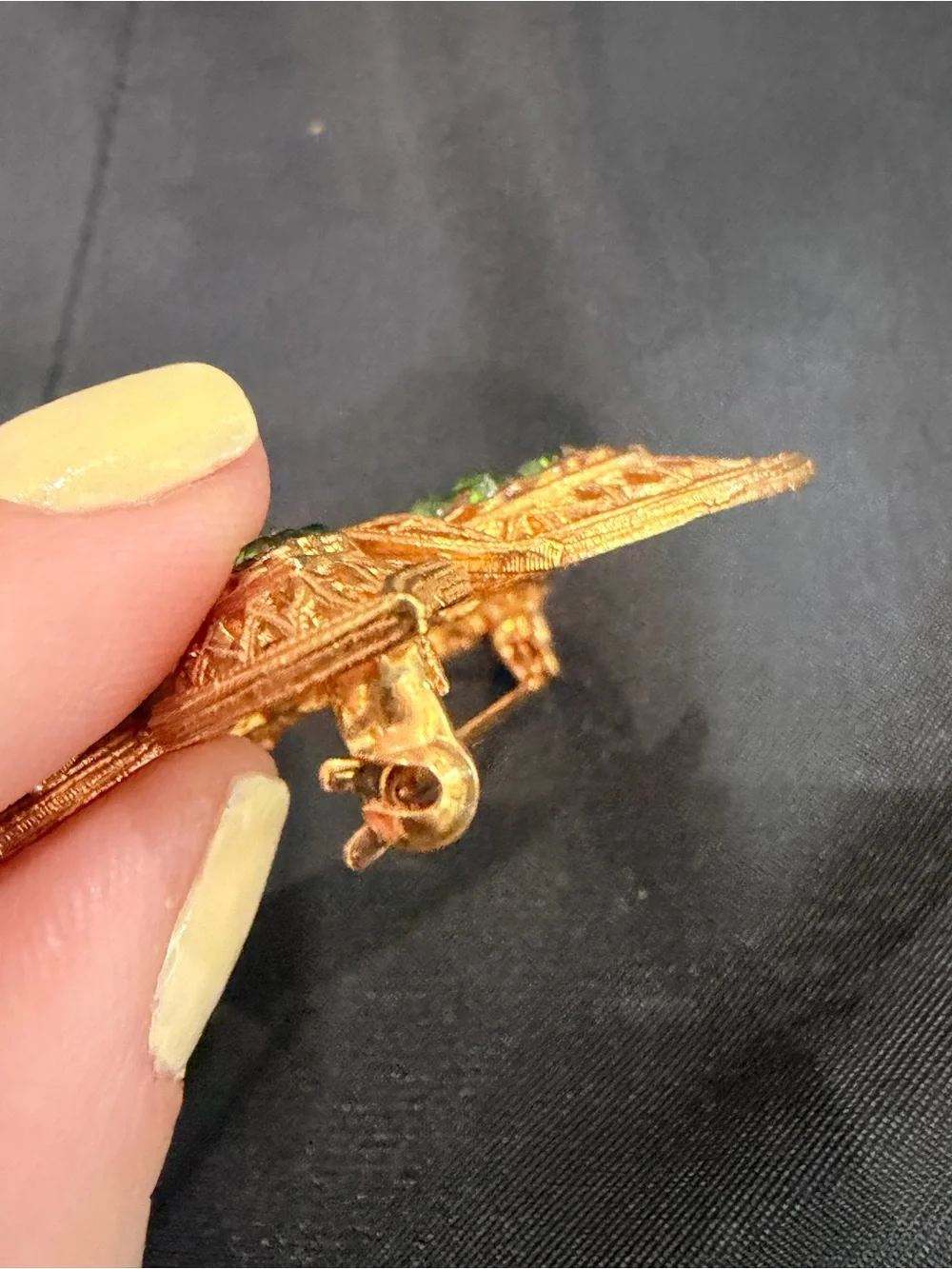 Vintage SIGNED COROCRAFT FLOWER GREEN Rhinestone BROOCH GOLDTONE